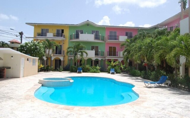 Bahia Azul Beach & Pool Apartment