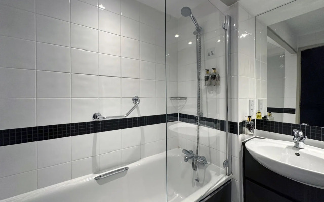 De Vere Latimer Estate