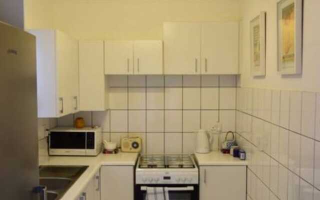 2 Bedroom in Sea Point With Huge Balcony