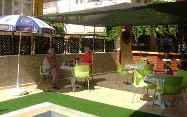 Ak Otel