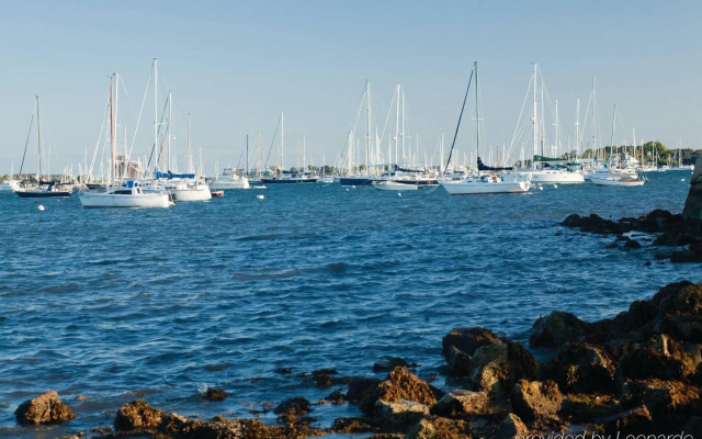 Club Wyndham Inn on the Harbor