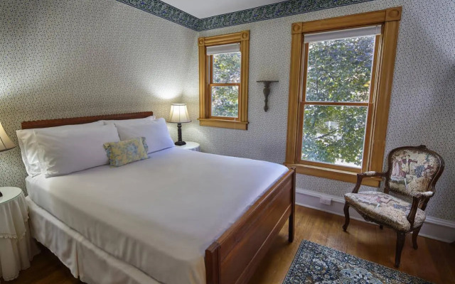 Andrie Rose Inn