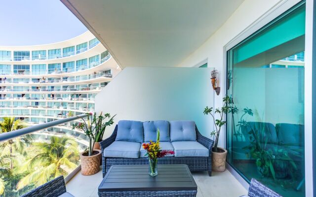 NEW Beach Club Game Room Cinema Condos