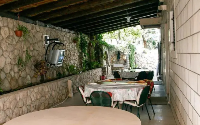 Villa Mir