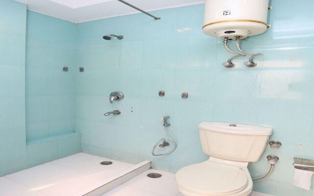 Oyo 13338 Hotel Atithi