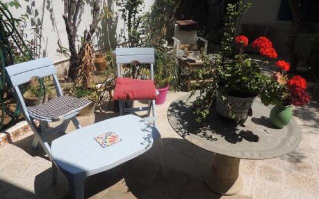 The 18, Marsa Guest House