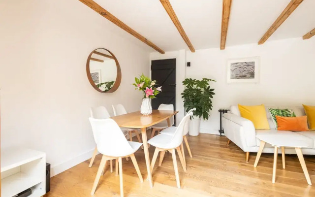 Host Stay Sunnyside Barn