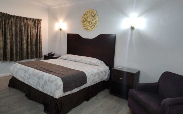 Los Cedros Hotel Inn Chihuahua