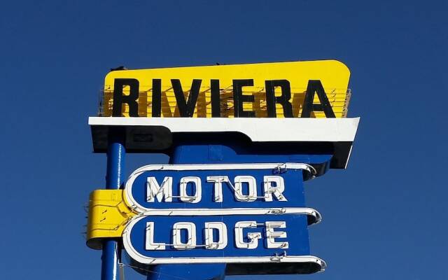 Riviera Motor Lodge