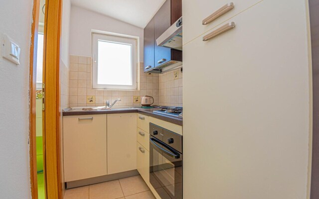 Amazing Apartment in Brodarica With Wifi and 1 Bedrooms