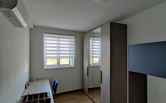 Luxurious 2 bedroom apartment with country view