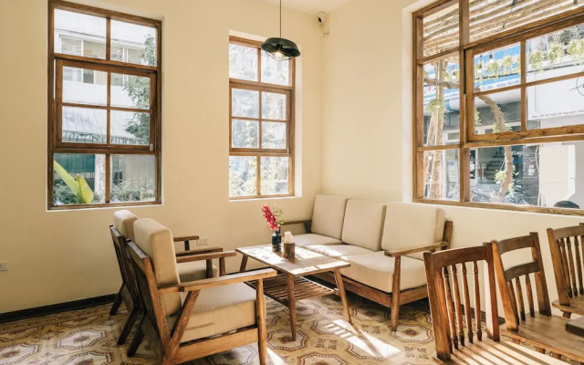 UNIQUE Creative Apartment w ROOFTOP Garden