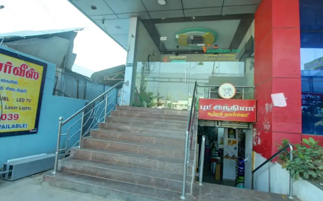 Vasantham Inn By OYO Rooms