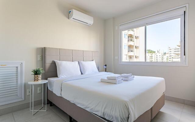 Novo e moderno em localização privilegiada #CA34