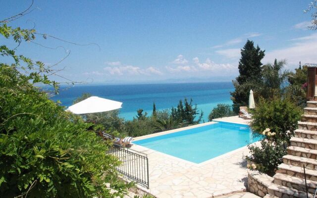Villa Niriis