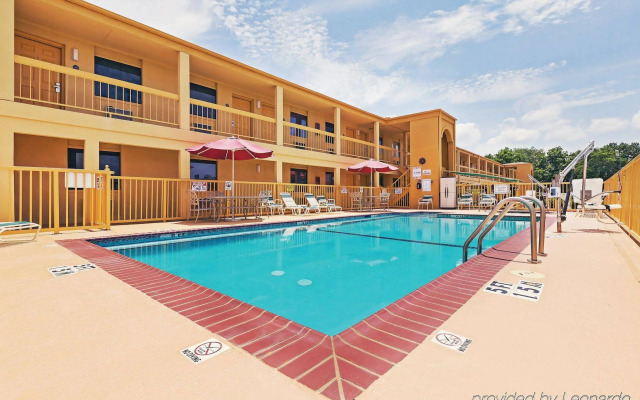 Red Roof Inn Ardmore