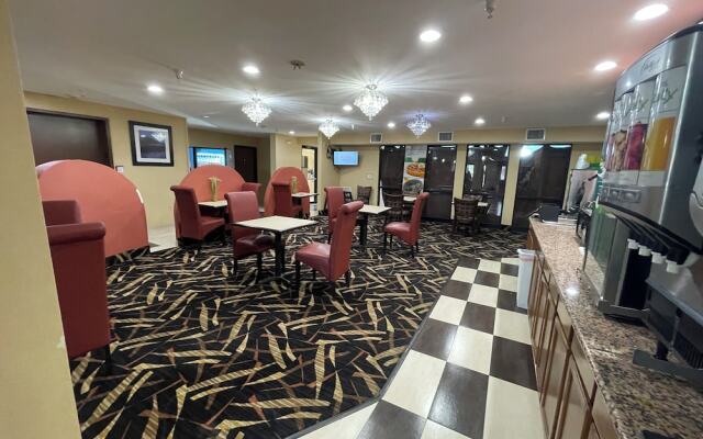 Comfort Inn & Suites