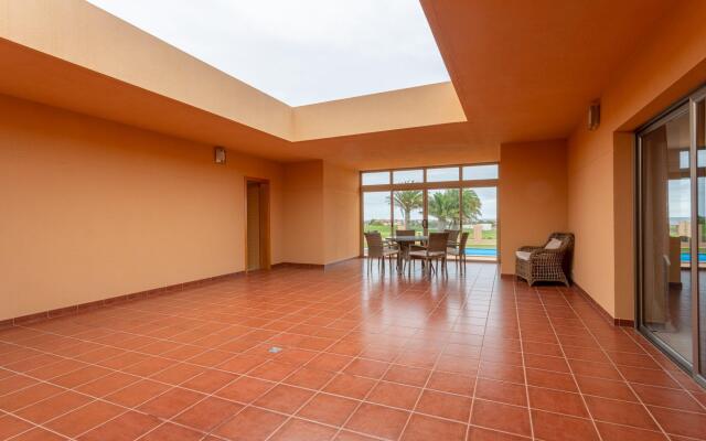 Villa Tamarindos: Large Heated Private Pool, Sea Views, A/C, WiFi