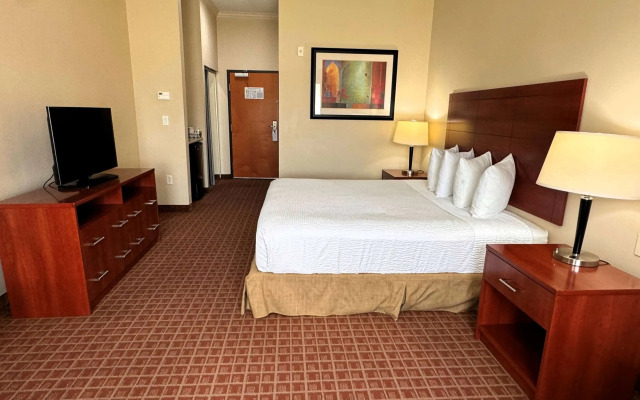 Ramada by Wyndham College Station