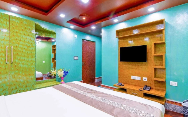 Hotel Rahi Crown by Stays Easy