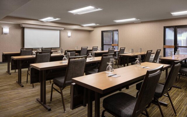 Courtyard by Marriott Las Vegas Convention Center