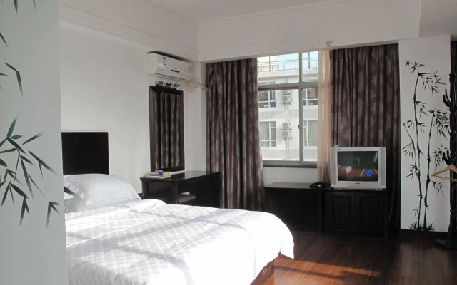 Tengchong Biquan Hotel