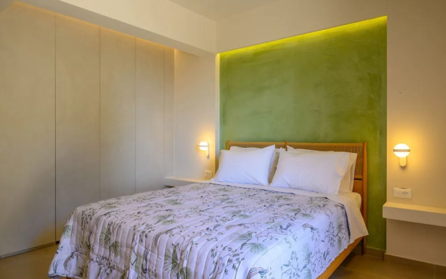 Roots Suites in Crete