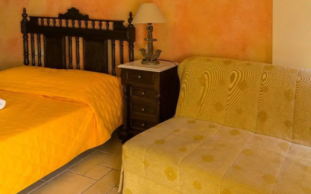 Epavlis Boutique Suites