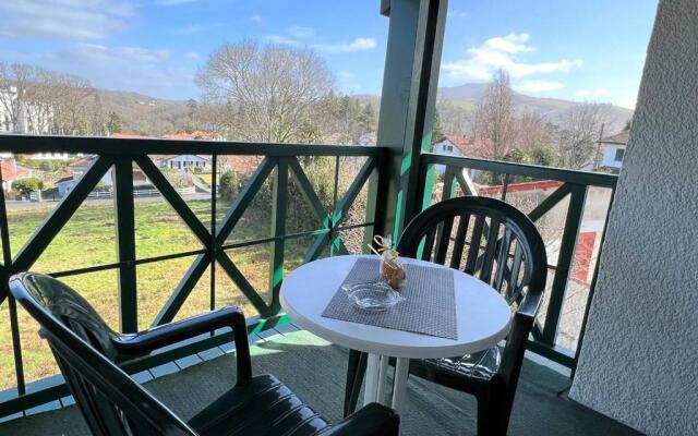 Appartement Cambo-les-Bains, 1 pièce, 2 personnes - FR-1-495-98