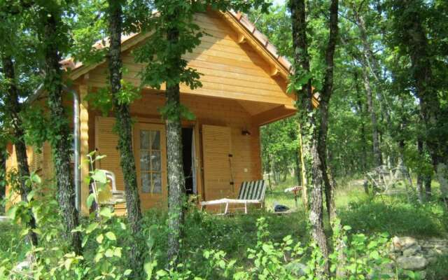 Chalet dans les bois du Quercy