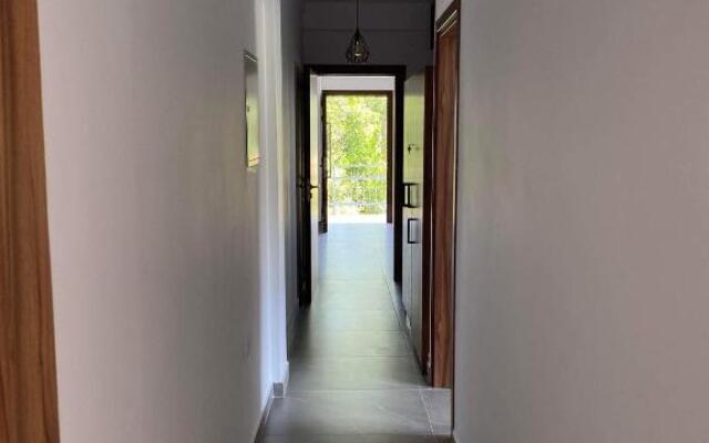Maria's Apartments 1