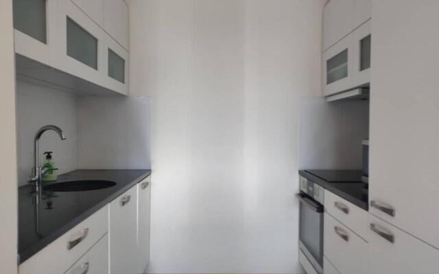 Top floor apartment with balcony in Mustamäe