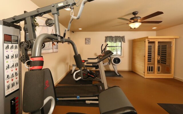 Poplar Point Condo Unit 12F by Redawning