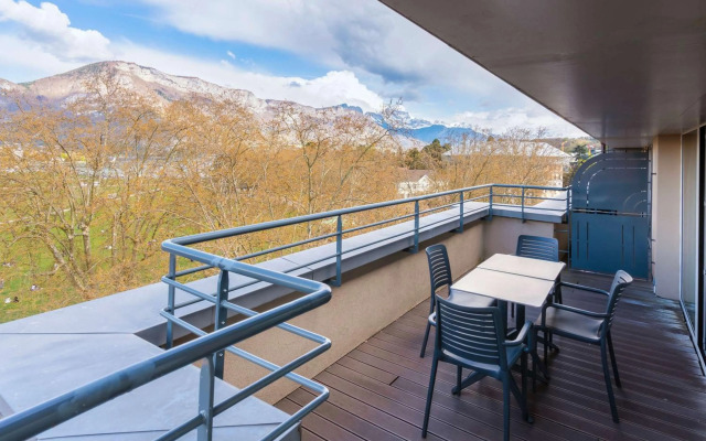 Splendid Hotel Lac d'Annecy - Handwritten Collection