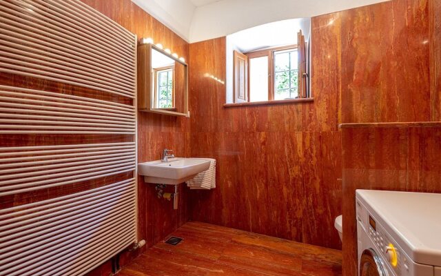 Hedera Estate, House Hedera VI