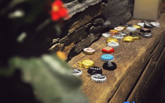 September Mountain Art Hotel