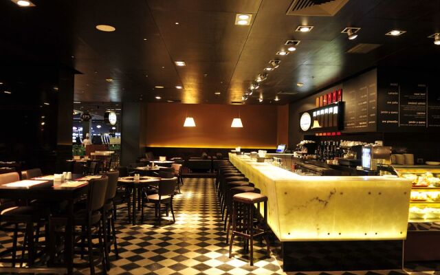 Enjoy Santiago Hotel del Valle