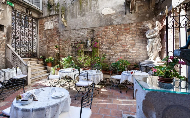 Hotel Al Ponte Mocenigo