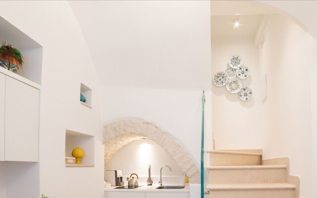 Dimore nel Tempo-Widespread Homes & Trulli