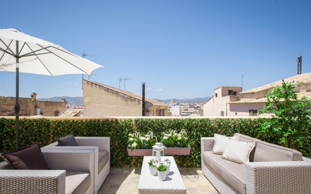 Residence by G C. de Sant Miquel Rooftop