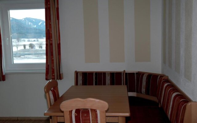 Apartments Steger