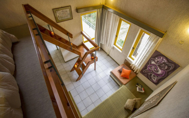 Lycasti Maisonettes