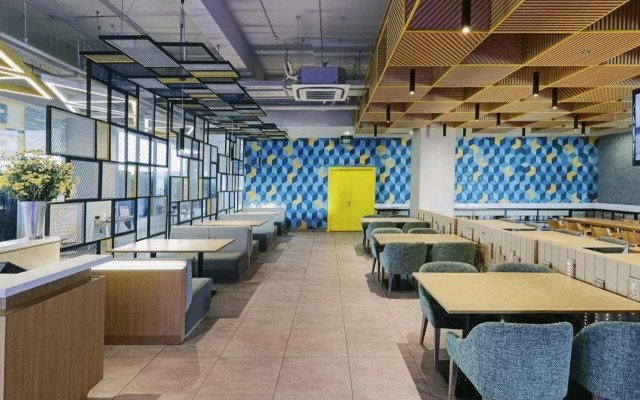 YELLO Hotel Paskal Bandung