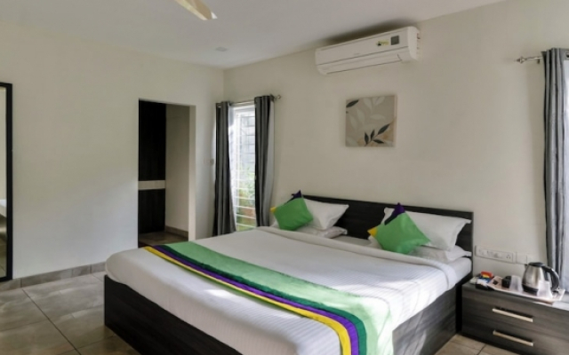 Treebo Trend Midvalley Residence