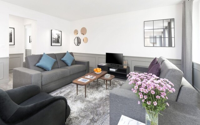 Luxury 2BDR Opera I by Livinparis