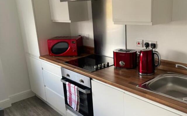 #0410 Lovely one bedroom apartment with free parking