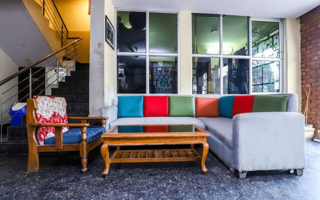 Achi House By OYO Rooms