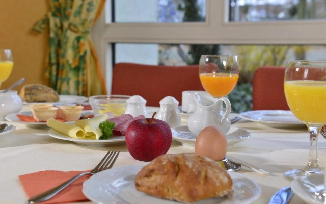 PLAZA INN Leonberg