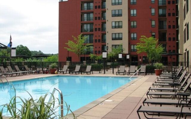 Oakwood At Merritt River