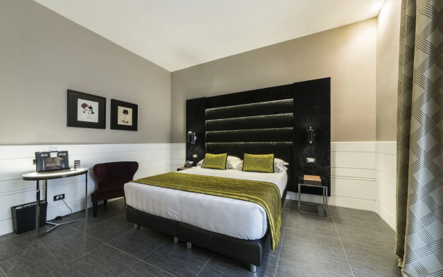 Hotel The Glam